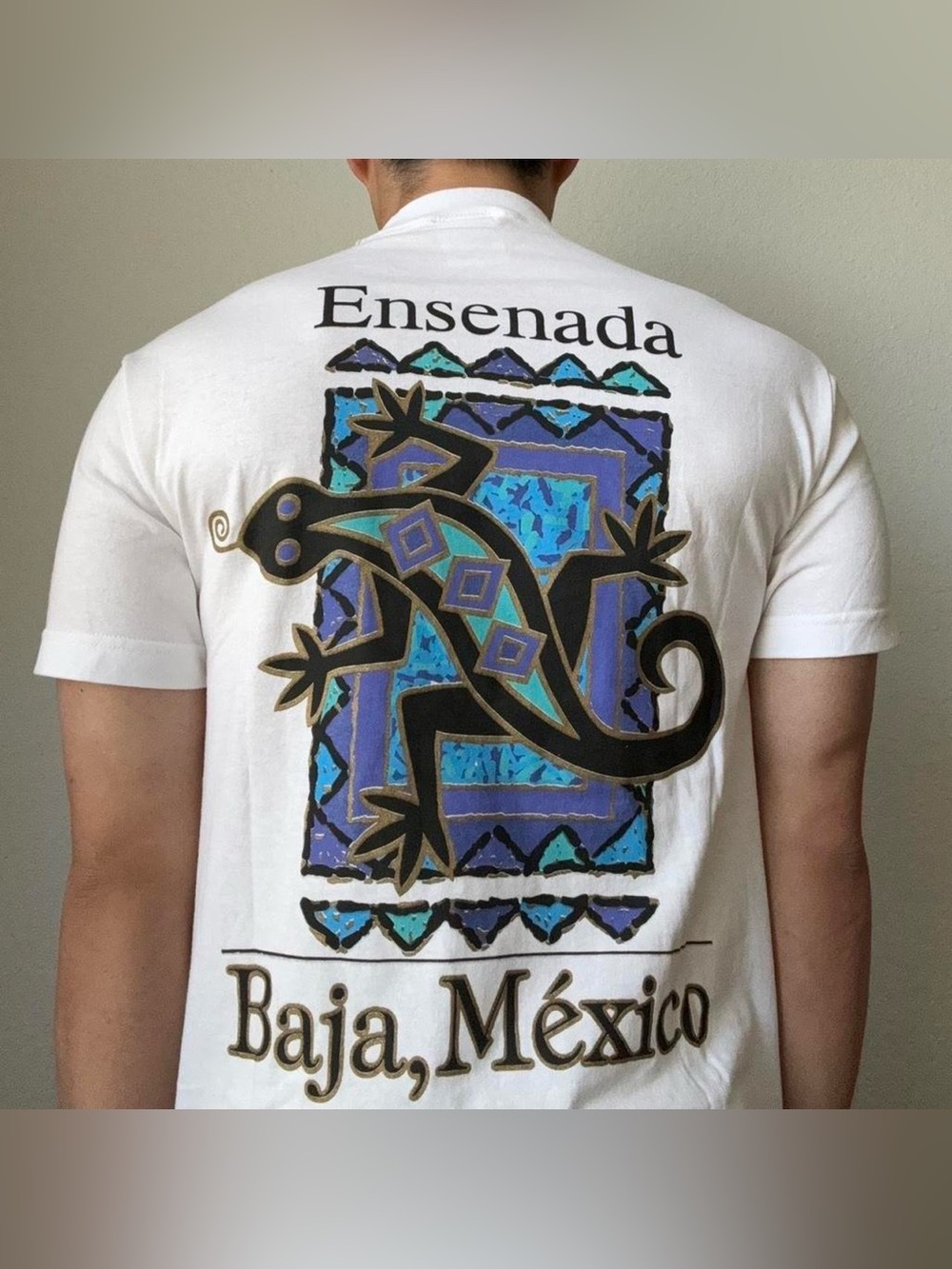 Vintage 2000s Baja Mexico Ensenada Graphics White Tee Shirt